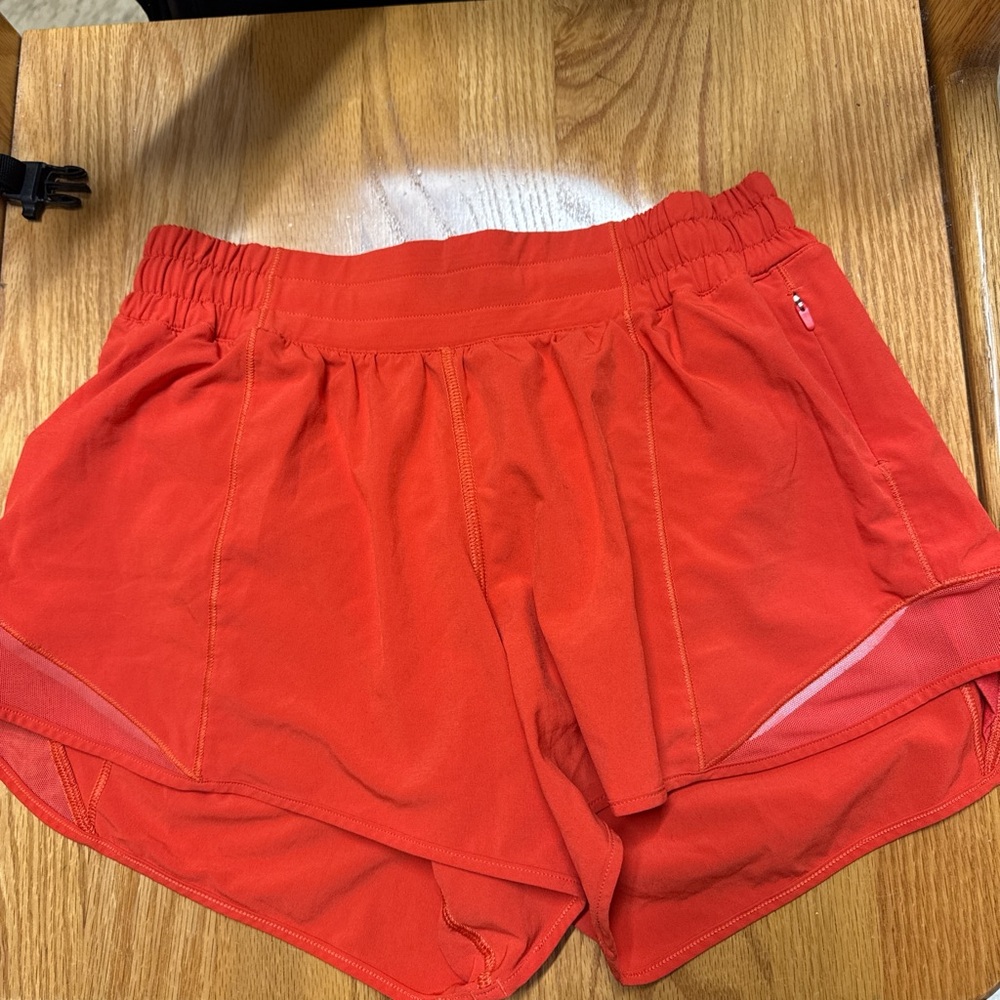 Lululemon Hotty Hot Low Rise Shorts